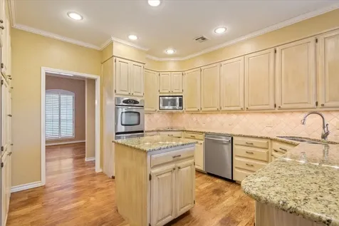 4843 S 3rd Street Waco TX 76706