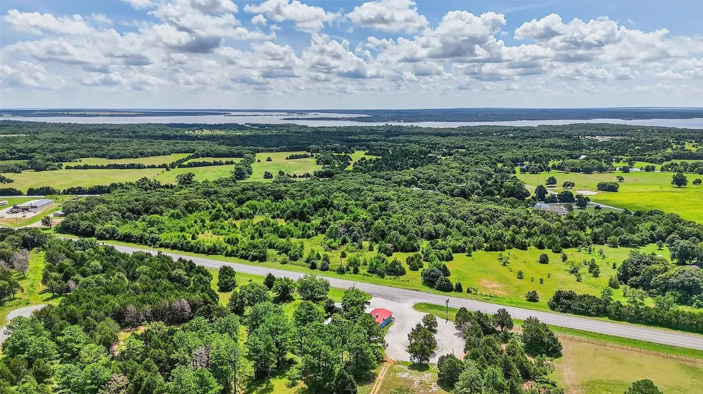 31083 Us Highway 377 Gordonville TX 76245