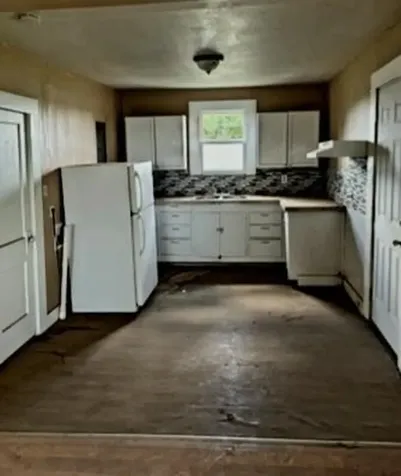617 W Price Street Floydada TX 79235