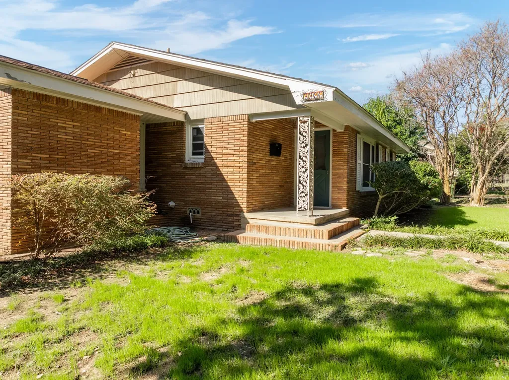 3300 Adeline Drive Waco TX 76708