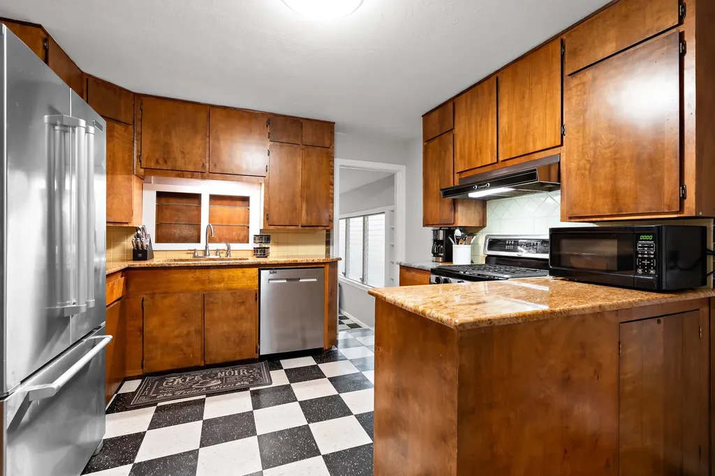 3300 Adeline Drive Waco TX 76708