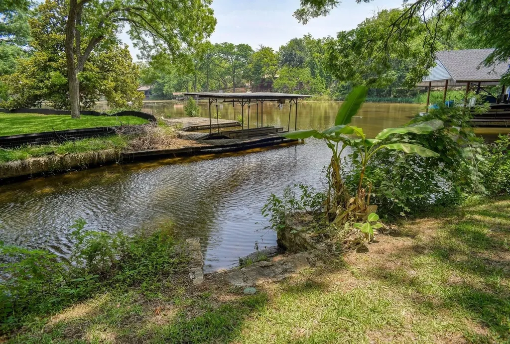 000 Laguna Lane Austin TX 78746