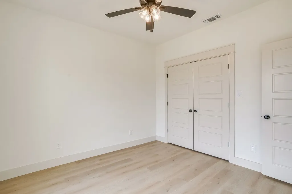 213 Jimmy Lane Millsap TX 76066