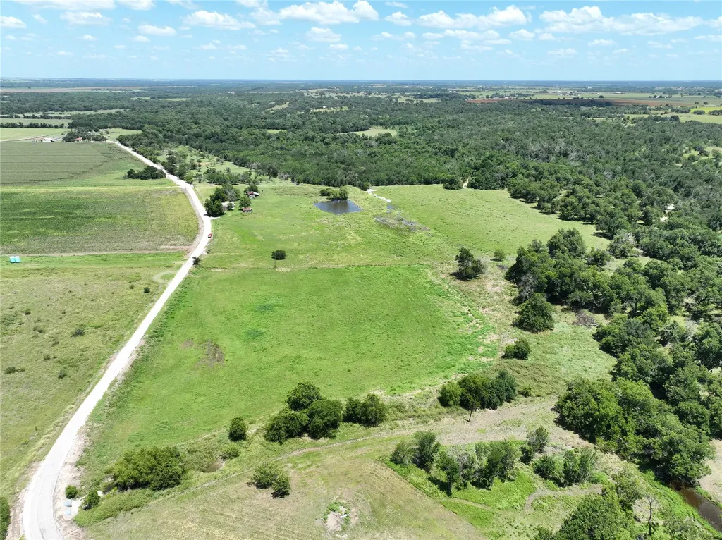 Tbd Tract #7 E Travis Holland TX 76534