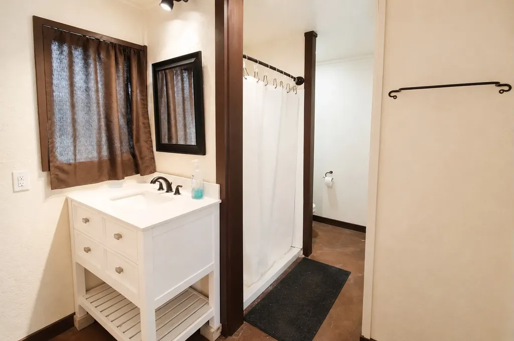 101 Starhorn Road Marble Falls TX 78654