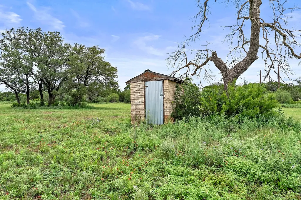 101 Starhorn Road Marble Falls TX 78654