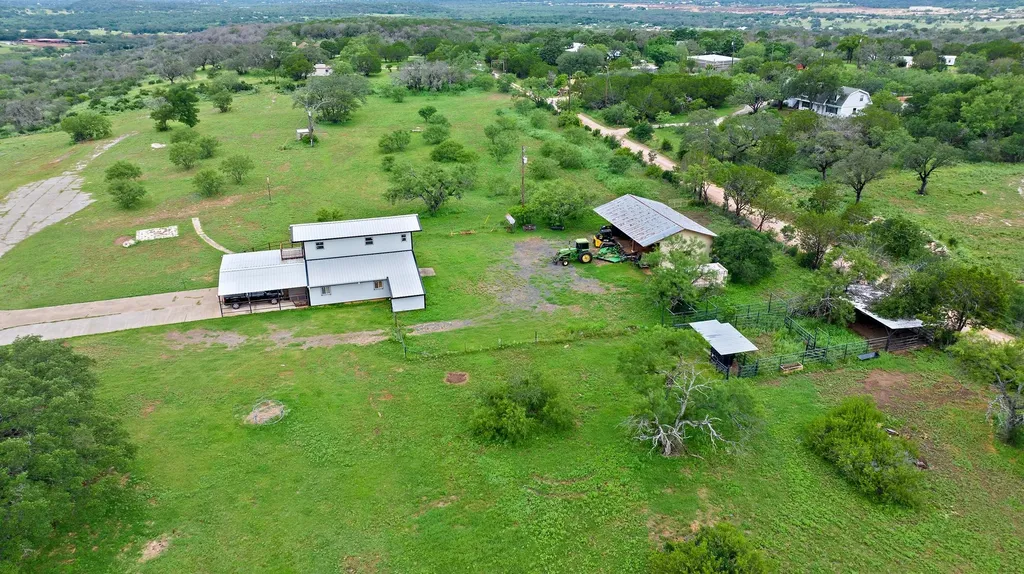101 Starhorn Road Marble Falls TX 78654