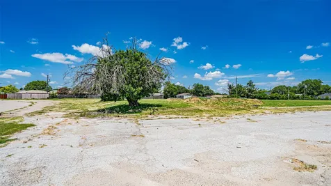 730 S Cherry Lane White Settlement TX 76108