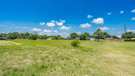 730 S Cherry Lane White Settlement TX 76108