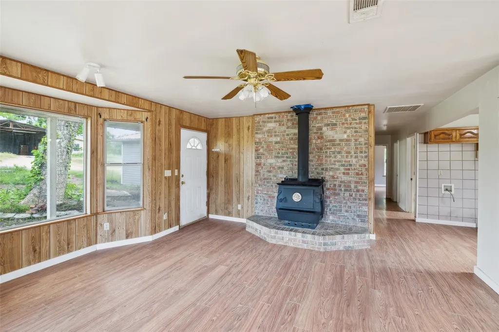 37 Busby Lane Bells TX 75414