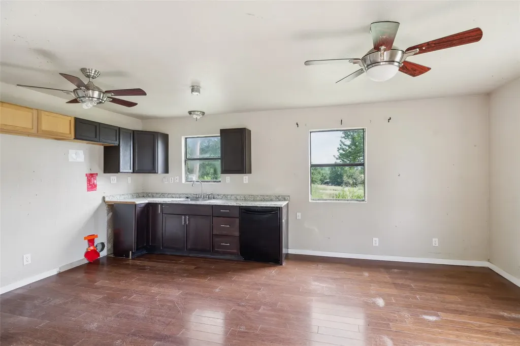 37 Busby Lane Bells TX 75414