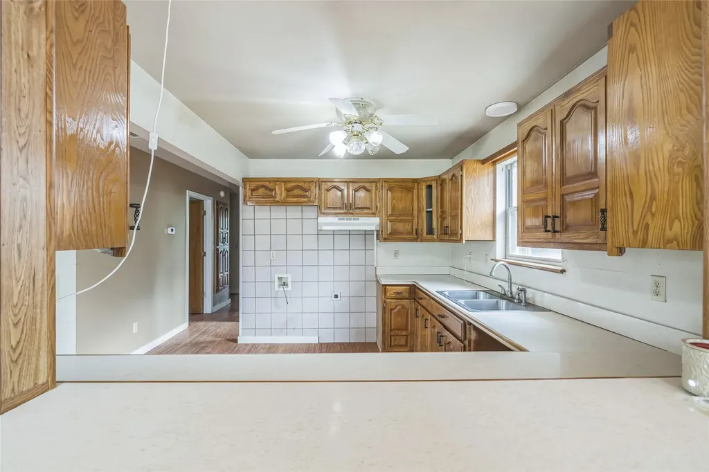 37 Busby Lane Bells TX 75414