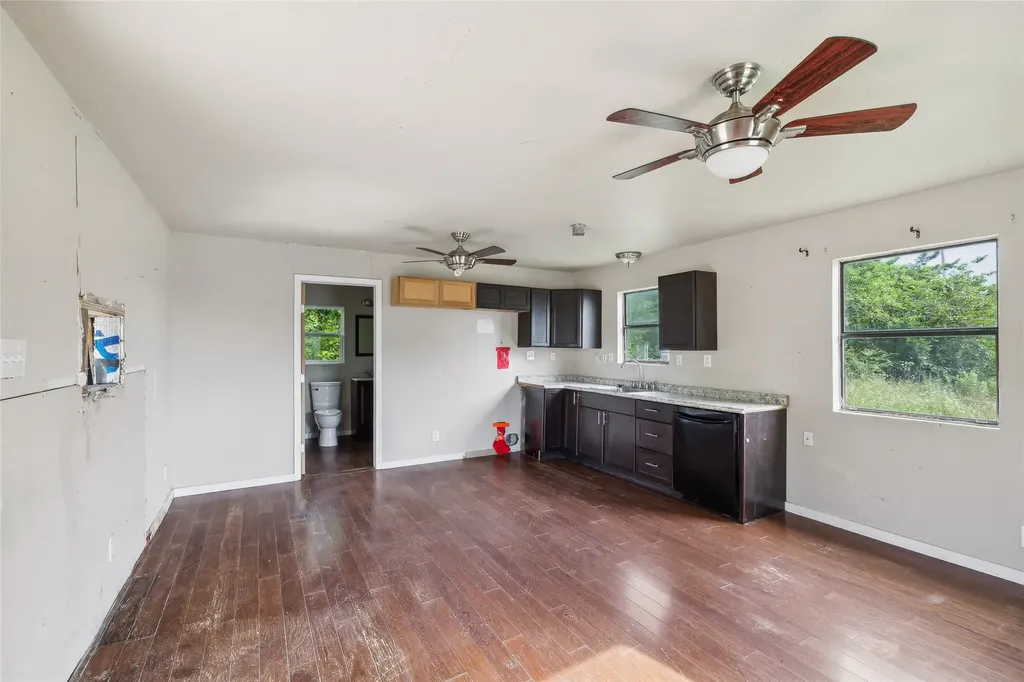 37 Busby Lane Bells TX 75414