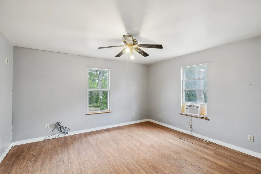 37 Busby Lane Bells TX 75414