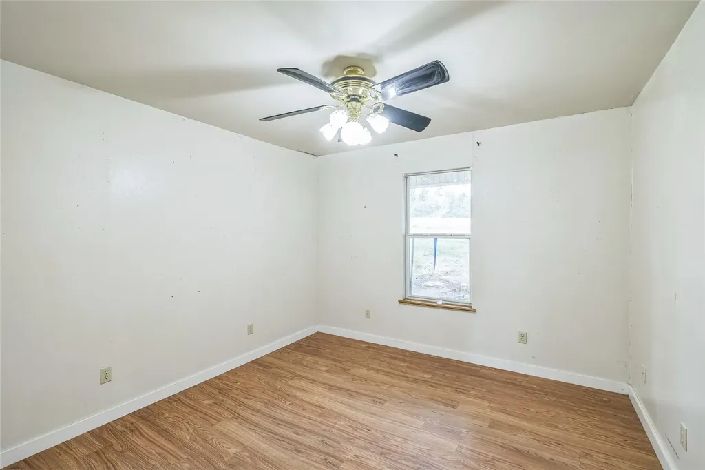 37 Busby Lane Bells TX 75414