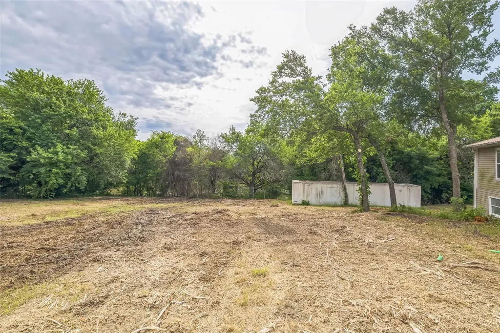 37 Busby Lane Bells TX 75414