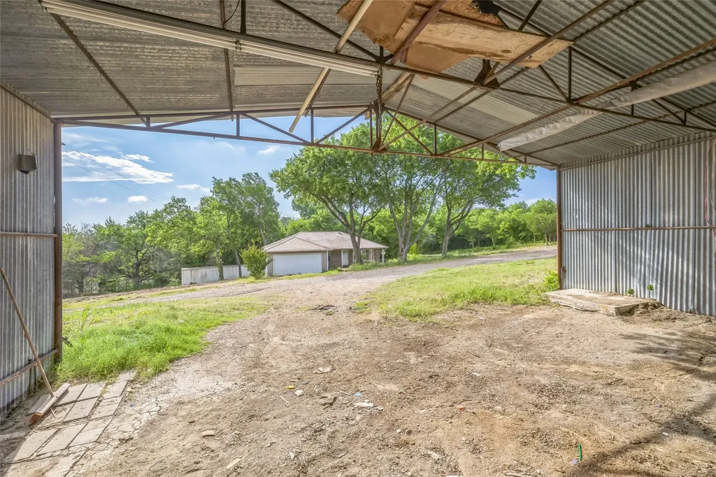 37 Busby Lane Bells TX 75414