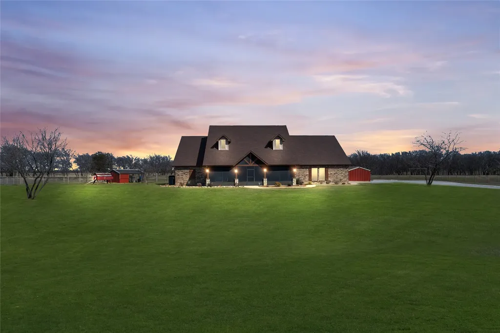510 County Road 247 Valley View TX 76272