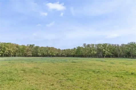 8016 E Us Highway 82 Gainesville TX 76240