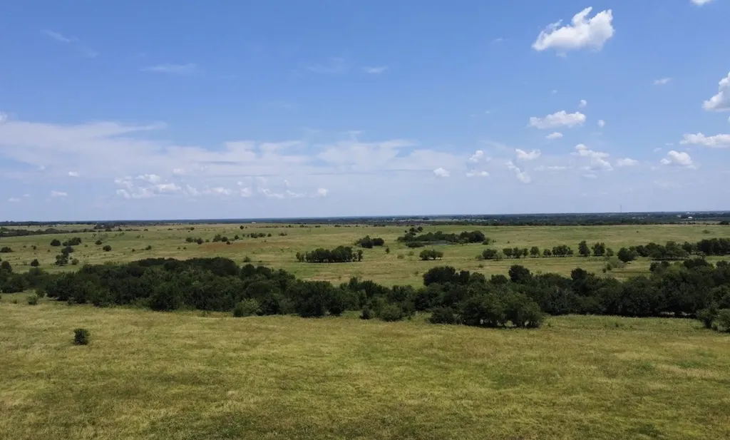 000 Old Sherman Off Of Road Southmayd TX 76268