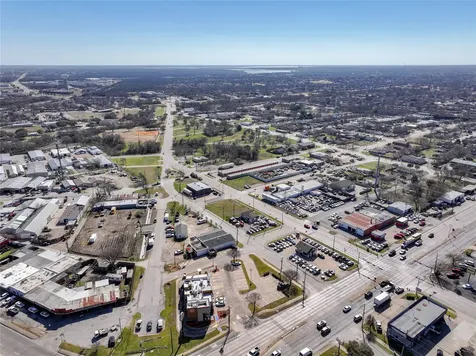 200 E Avenue A Garland TX 75040