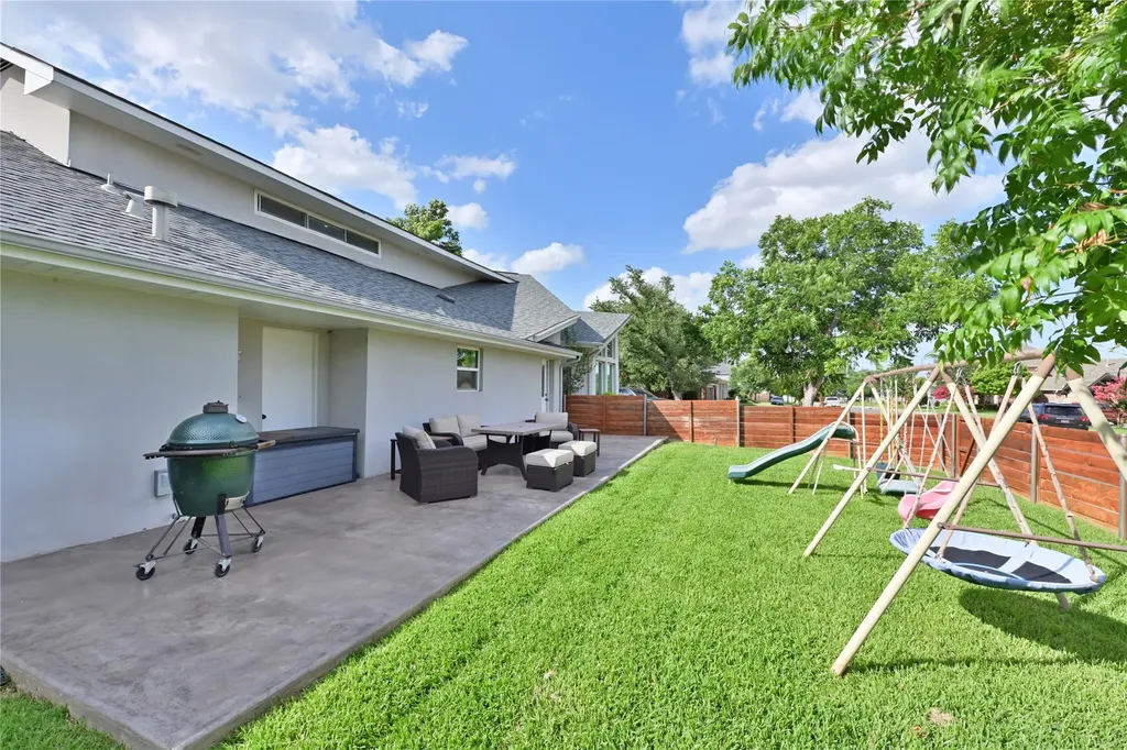 6956 Meadowbriar Lane Dallas TX 75230