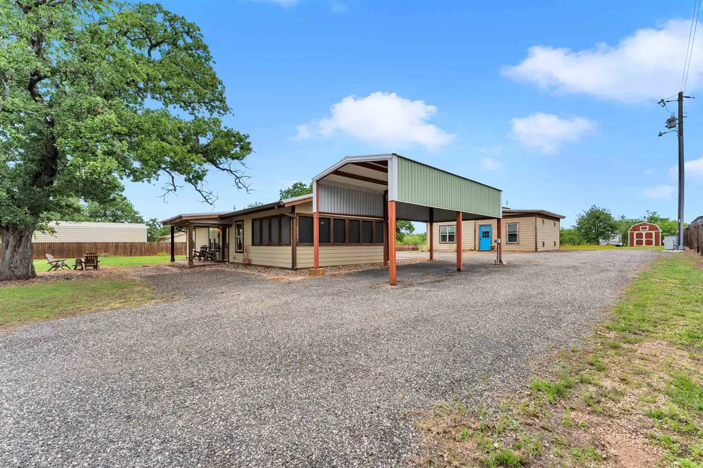 115 Leo Lane Buchanan Dam TX 78609