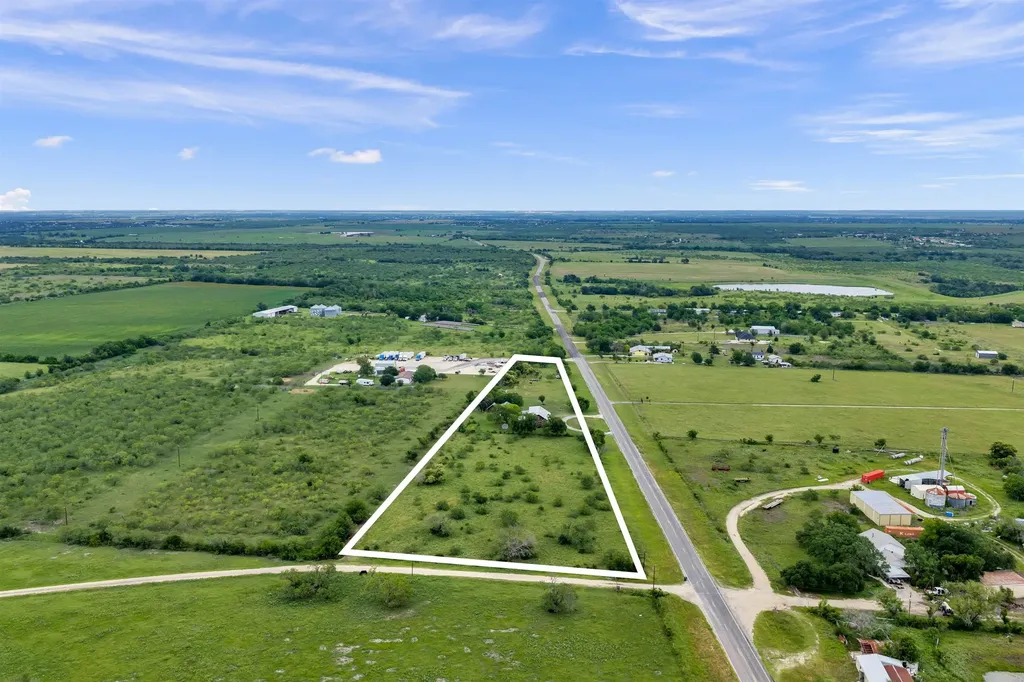 3900 Fm 1979 Out Of Area TX 78666
