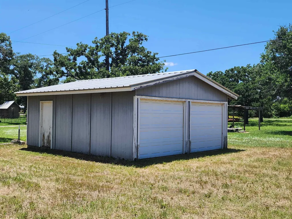1011 Pebble Drive Buchanan Dam TX 78609