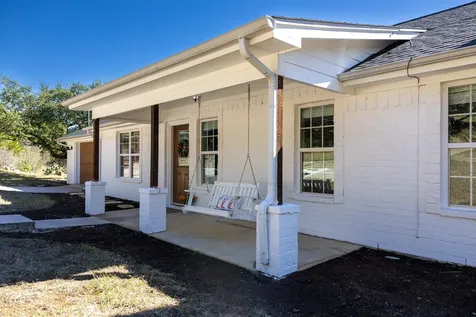 1011 Santa Fe Trail Horseshoe Bay TX 78657