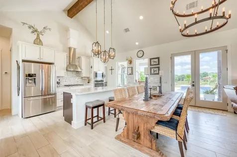 102 Pryor Place Court Kingsland TX 78639