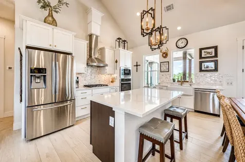 102 Pryor Place Court Kingsland TX 78639