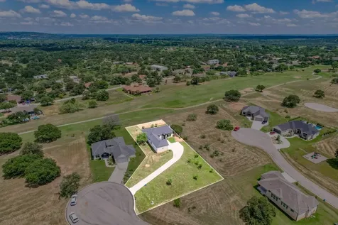 102 Pryor Place Court Kingsland TX 78639