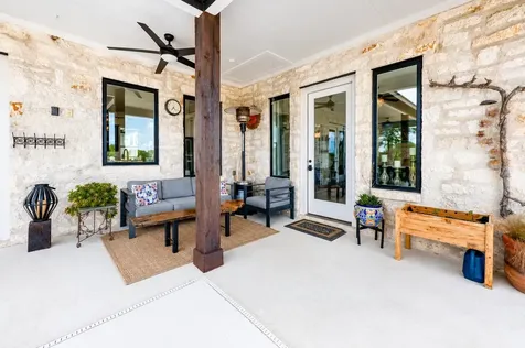 102 Pryor Place Court Kingsland TX 78639
