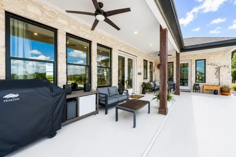 102 Pryor Place Court Kingsland TX 78639