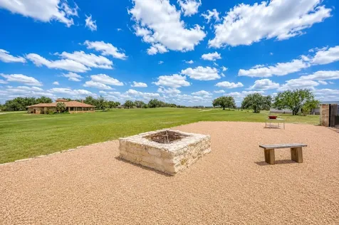 102 Pryor Place Court Kingsland TX 78639