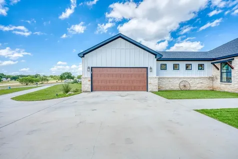 102 Pryor Place Court Kingsland TX 78639