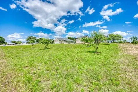 102 Pryor Place Court Kingsland TX 78639