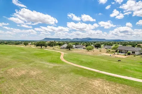 102 Pryor Place Court Kingsland TX 78639