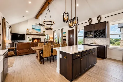 102 Pryor Place Court Kingsland TX 78639