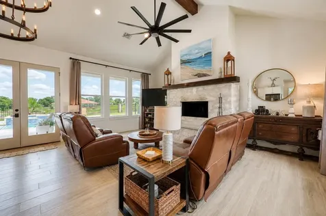 102 Pryor Place Court Kingsland TX 78639