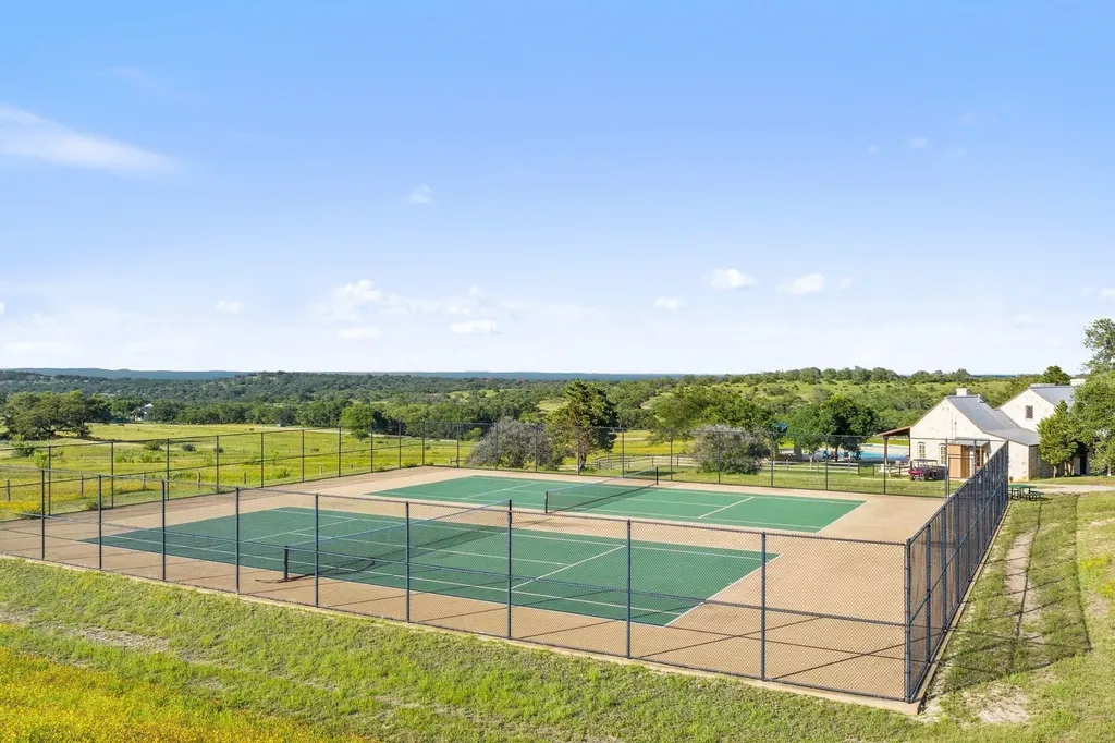 408 Osage Way Johnson City TX 78636