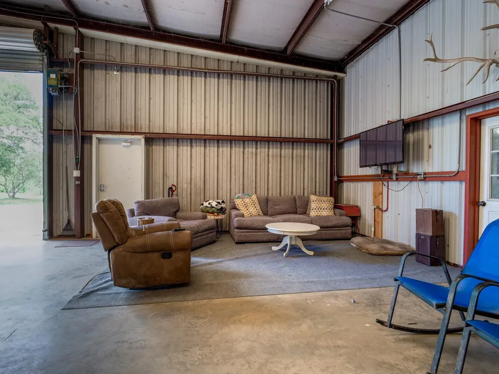 3963 W Ranch Road 1431 Buchanan Dam TX 78609