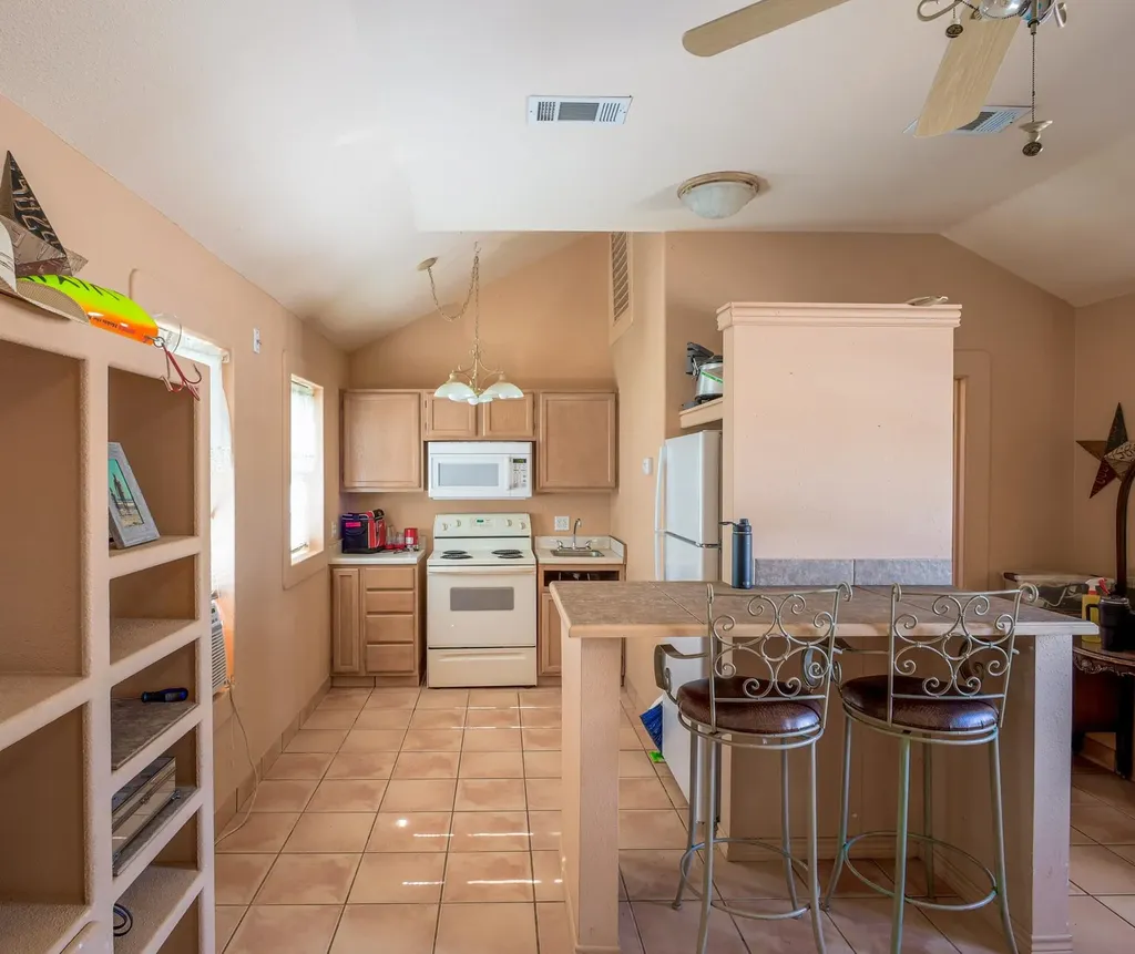 3963 W Ranch Road 1431 Buchanan Dam TX 78609