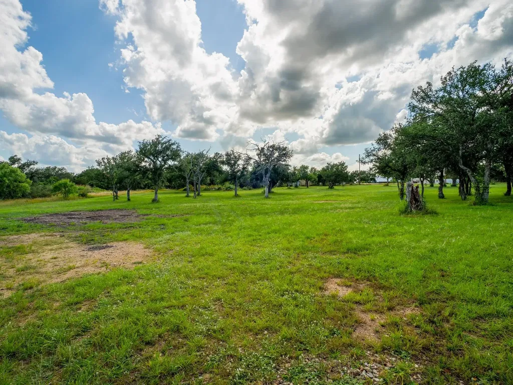 3963 W Ranch Road 1431 Buchanan Dam TX 78609