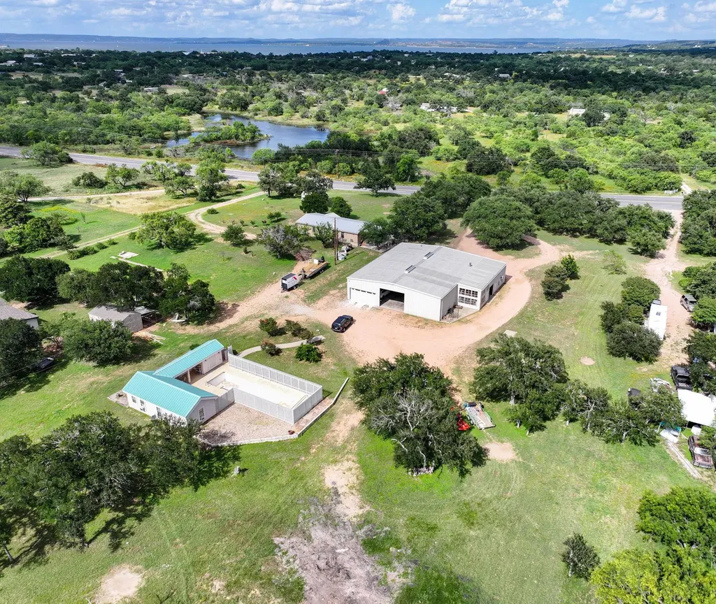 3963 W Ranch Road 1431 Buchanan Dam TX 78609
