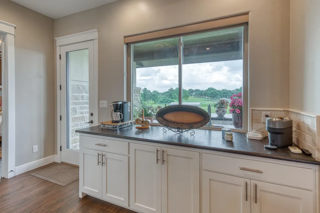 110 Marlin Horseshoe Bay TX 78657