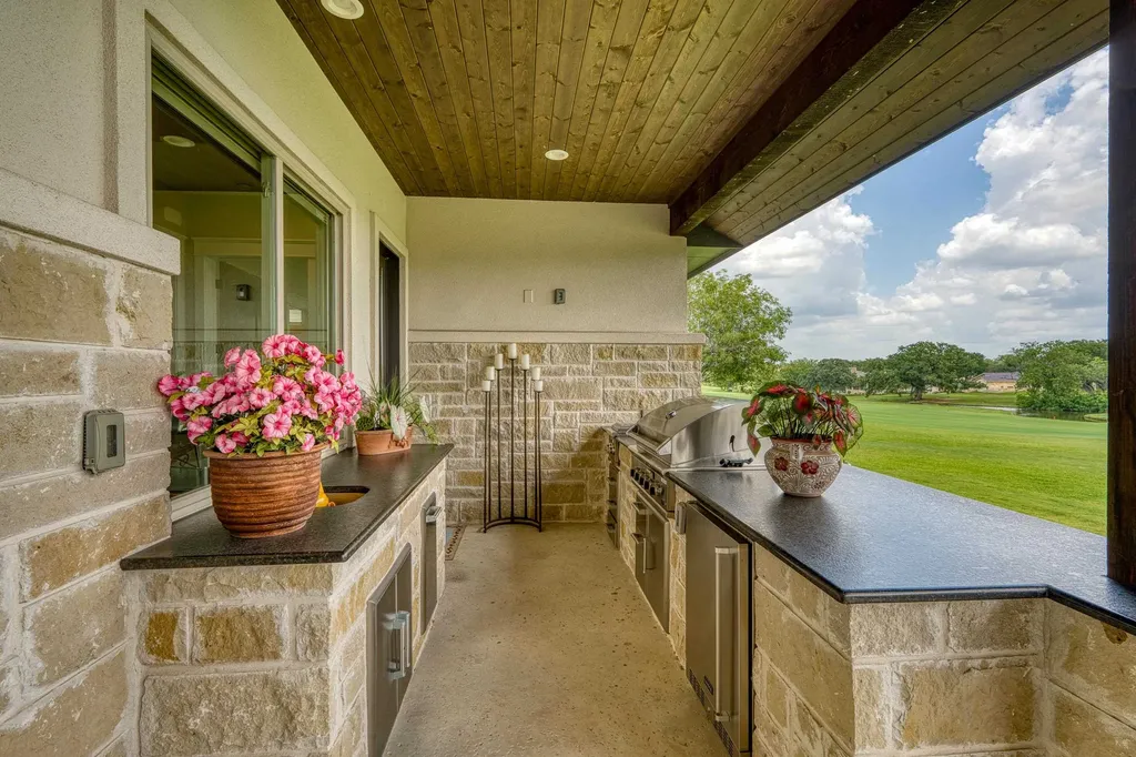 110 Marlin Horseshoe Bay TX 78657