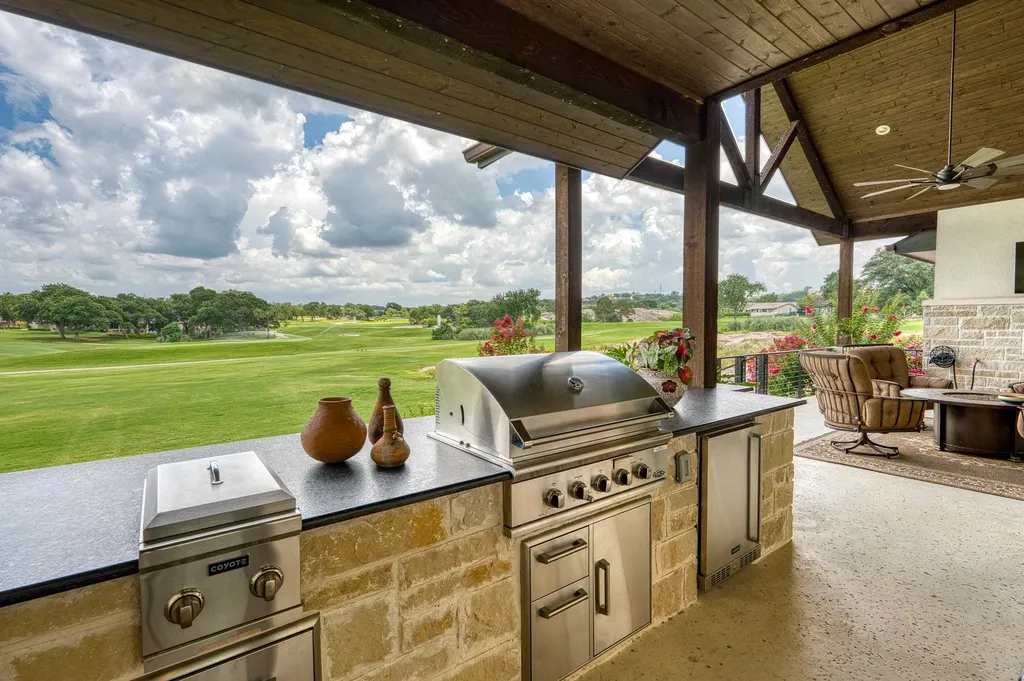 110 Marlin Horseshoe Bay TX 78657