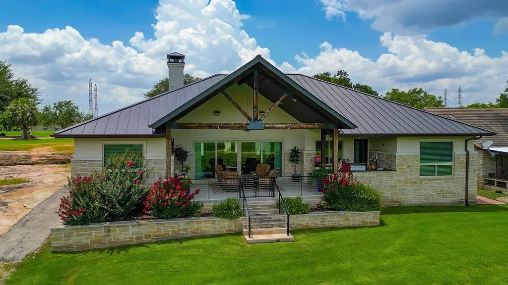 110 Marlin Horseshoe Bay TX 78657